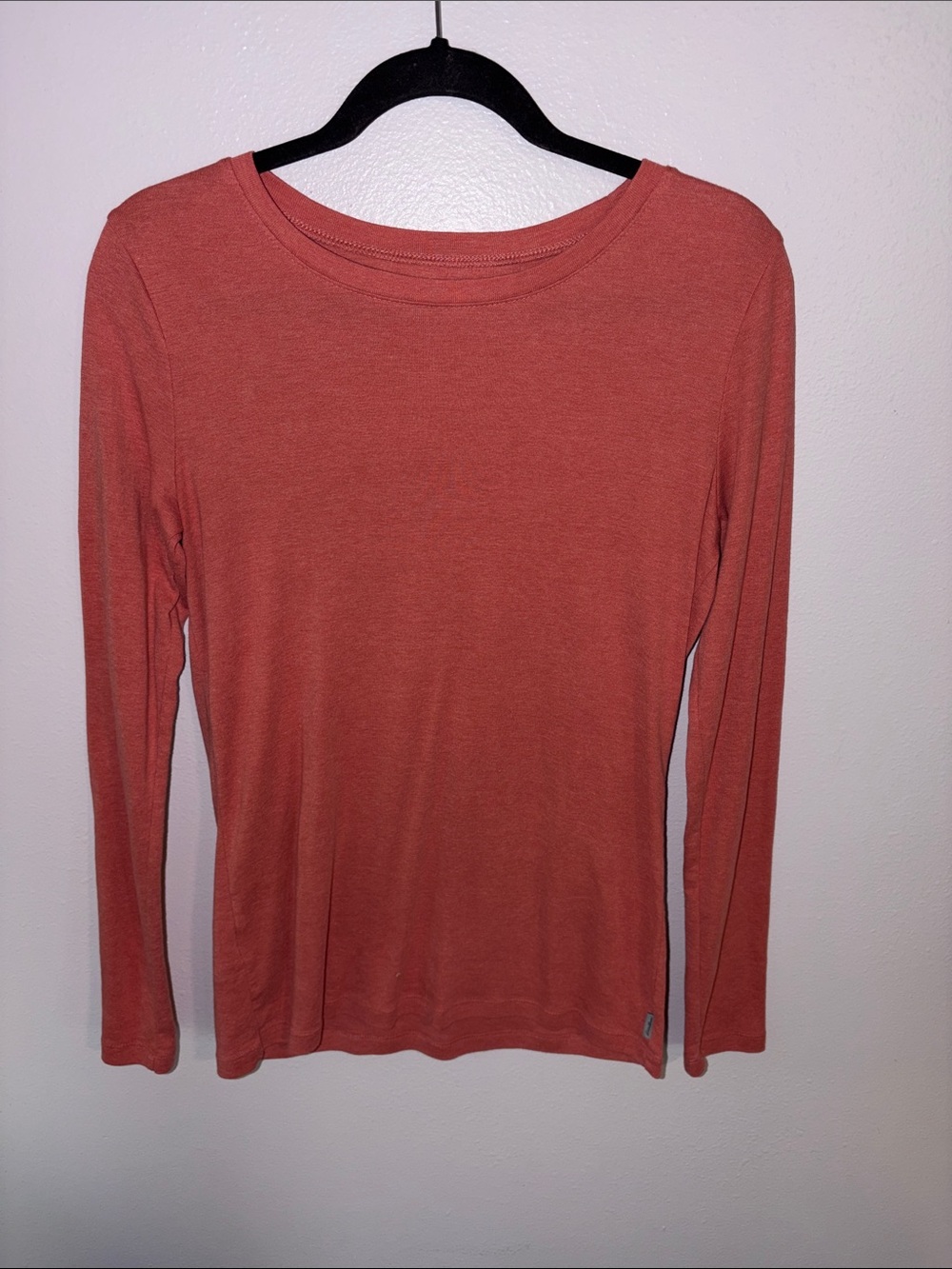 Eddie Bauer Long Sleeve Crewneck Top in Heathered Orange, sz LT